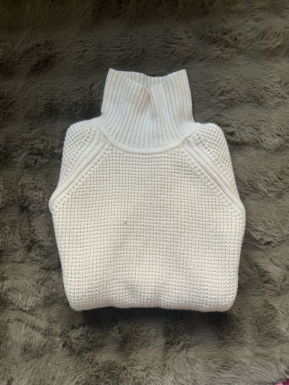 Banana Republic Cream Turtleneck Waffle Knit Sweater